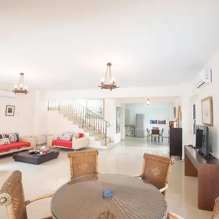 Tranquility 4 Bedroom 别墅 *