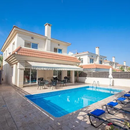Tranquility 4 Bedroom Βίλα Πρωταράς