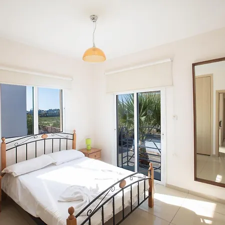 Βίλα Tranquility 4 Bedroom *