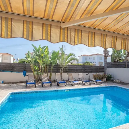 Tranquility 4 Bedroom Villa Protaras