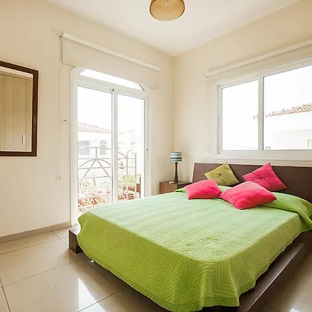 Tranquility 4 Bedroom *